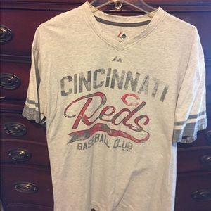 Lrg Cincinnati Reds TShirt